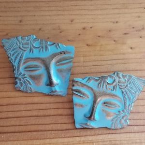 VERY UNIQUE EARRINGS